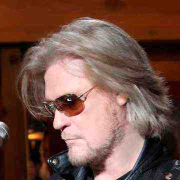 Daryl Hall